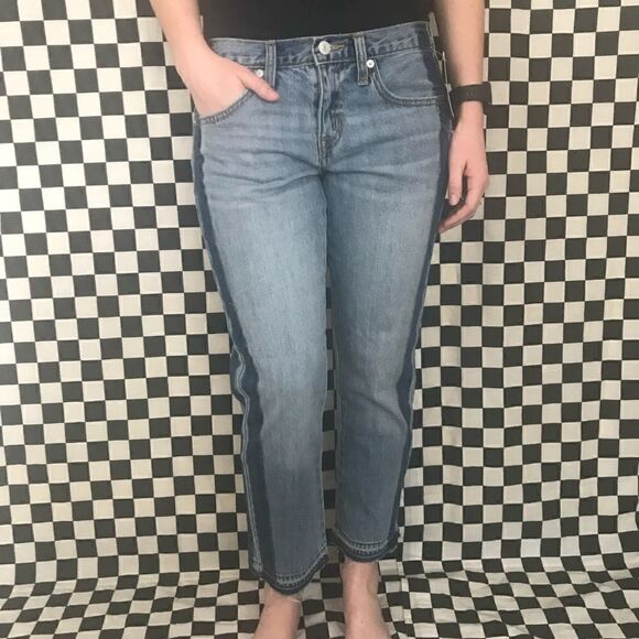 Mossimo mid rise boyfriend crop stretch 2 and 4 - Picture 5 of 7